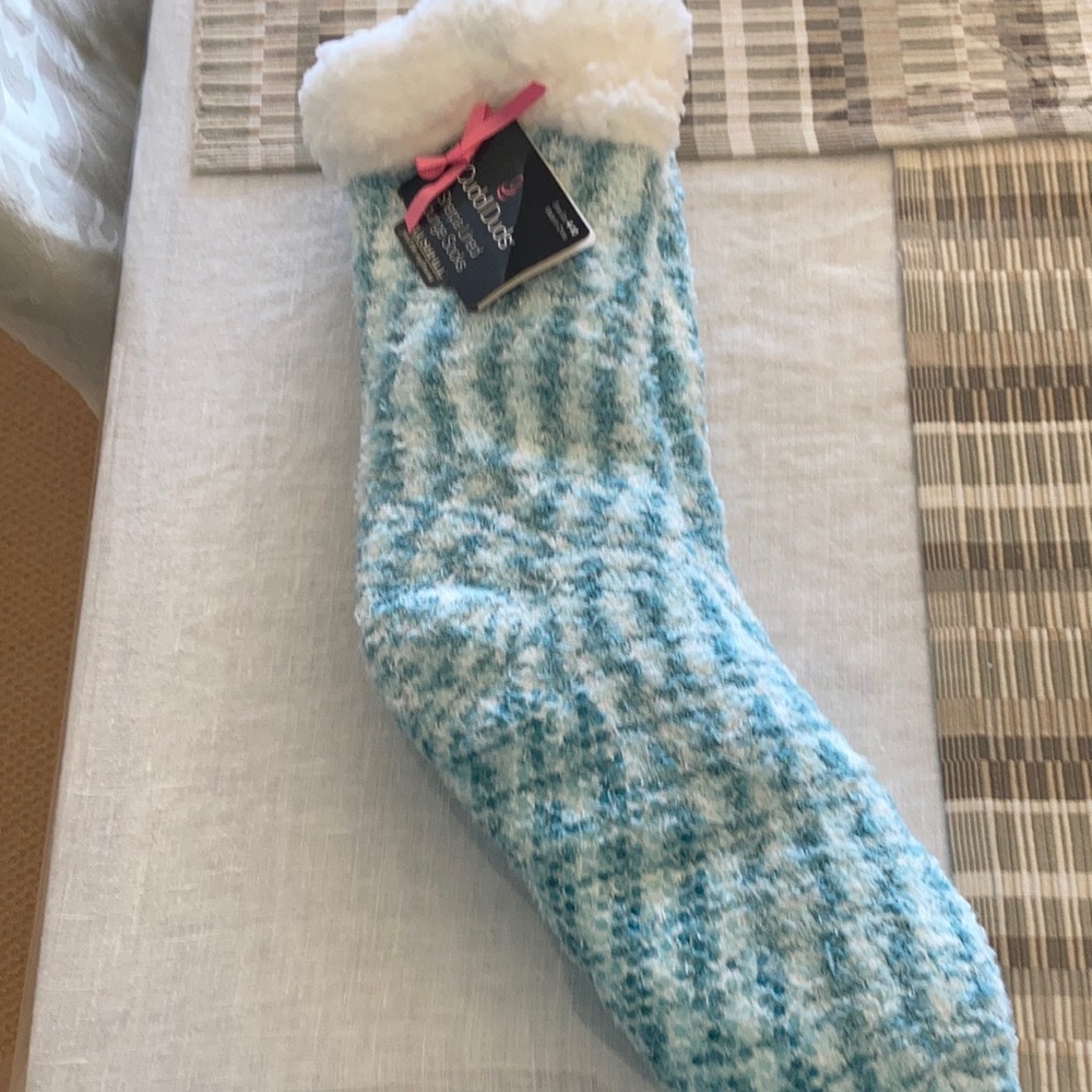Brand New Cuddl Duds Sherpa Lined Lounge Socks